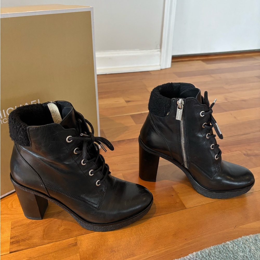 Michael Kors Black Kim Lace Up Bootie Leather Ankle Boots, 7 M - Picture 2 of 14
